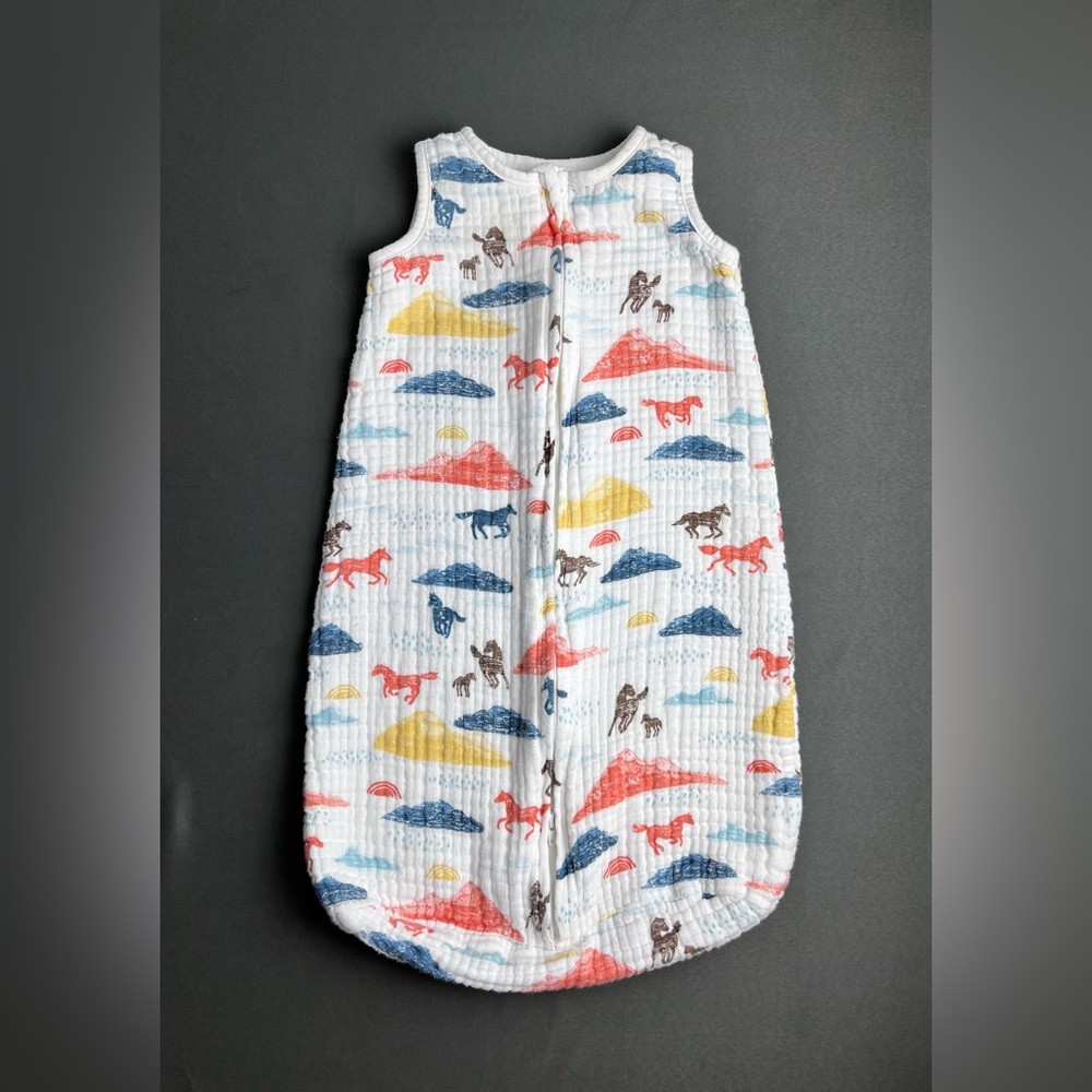 Oliver and Rain Horse print Sleeper size S - Picture 1 of 10